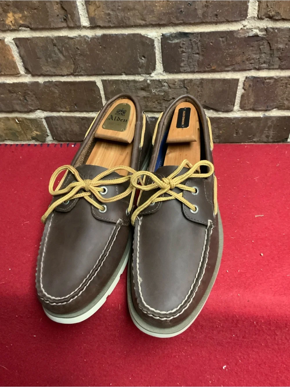 Men's Brown Leather Boat Shoe with Contrasting Tan Laces
